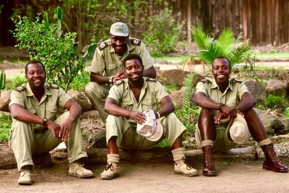 Members of the Shangaan tracking community, Early 1990's